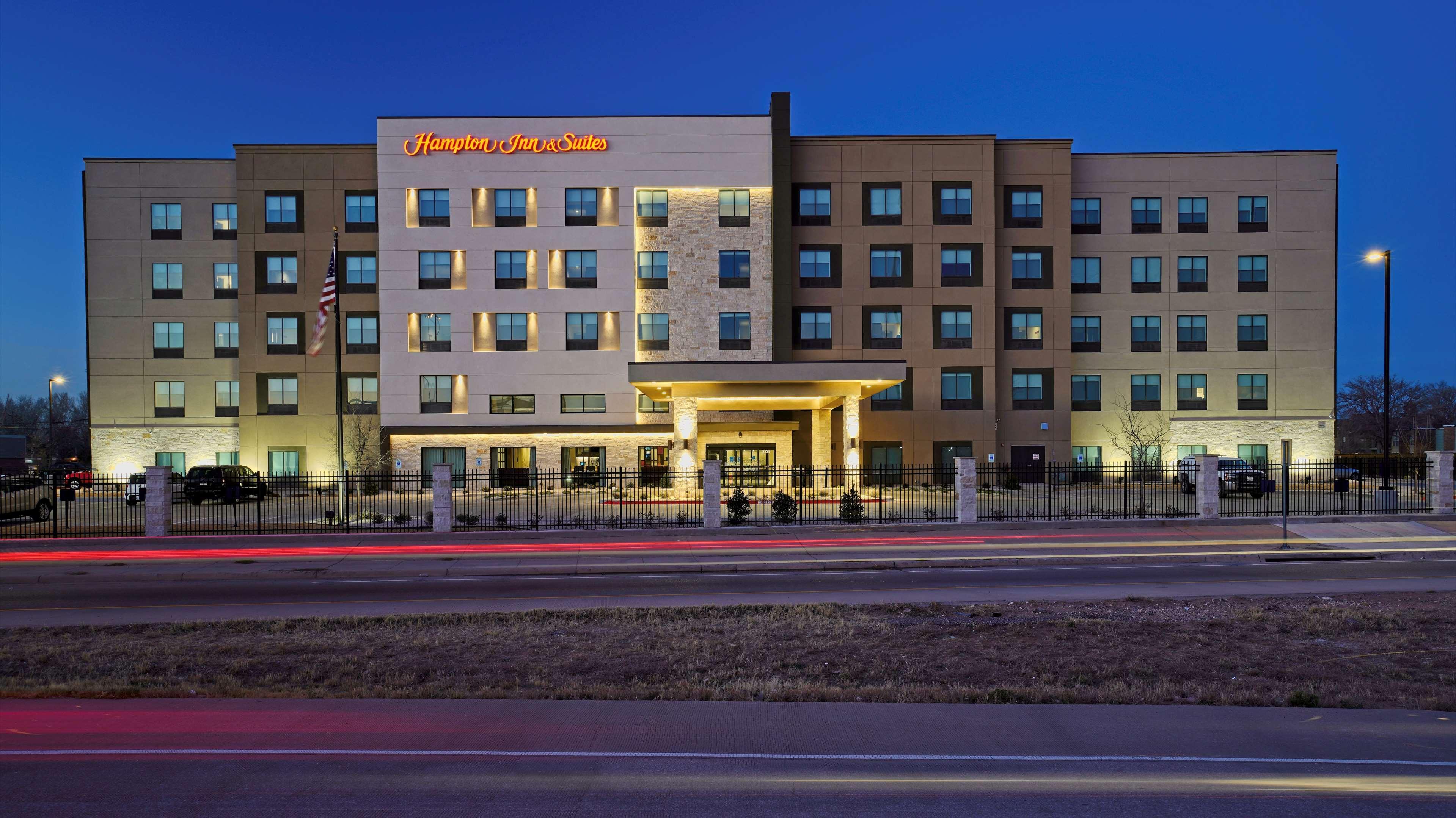 Hampton Inn & Suites Lubbock University, Tx Exterior photo